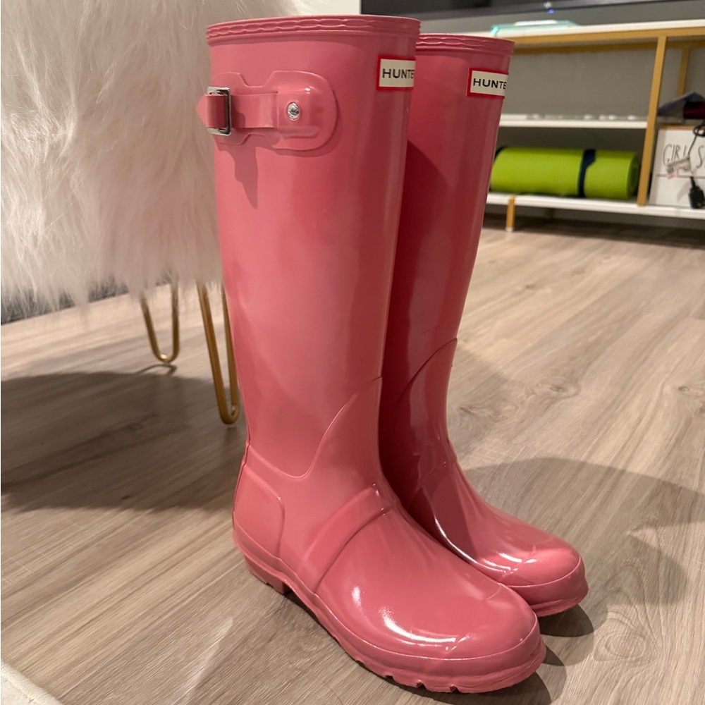 Hunter Glossy Pink Tall Boots